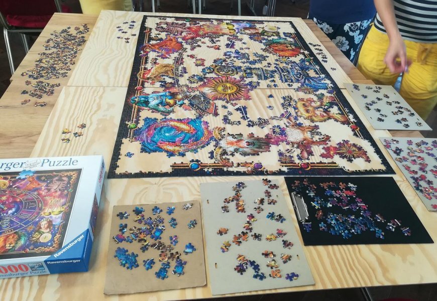 3000 dílkové puzzle ve výstavbě